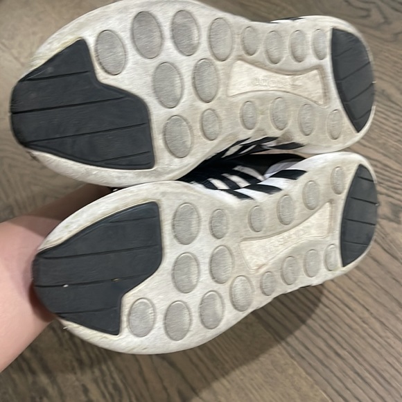 Adidas ladies running shoes - Picture 6 of 7